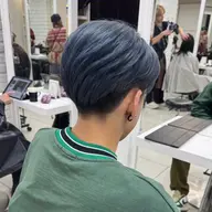 【⭐️憧れのハイトーンへ⭐️】メンズカット+ブリーチ+プレミアムカラー 理想の髪色にします(* 'ᵕ' )☆