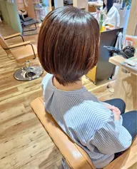 女性ショート限定　カット