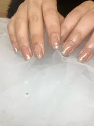 伸びても気になりにくい!綺麗と言われたラメグラデーション♡