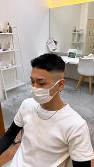 伸びたフェードを綺麗に整え清潔感キープ🔥短時間