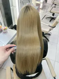 【ブリーチ毛専用✨】酸性ストレート(縮毛矯正) + 髪質改善トリートメント