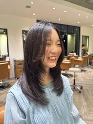 今人気のレイヤーカット✄﻿