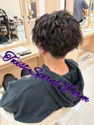🕘≪9:00〜16:30受付≫メンズカット+特殊パーマ🕶️(ツイスパ・シャドウ・フェザー)