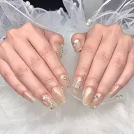 【オフ有】ジェルネイル ストーン,パーツ付け放題💎オフの有無をお知らせください。