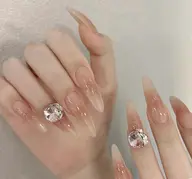 💕大人気チークネイル+パーツ2本💕