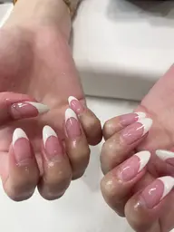 【ハンドジェル】フレンチネイル