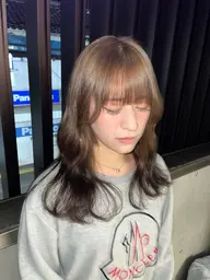 【前髪のうねり解消♪】カット＋前髪・顔周りの縮毛矯正