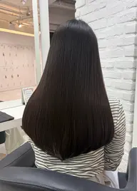 【ダメージを抑えてしなやかな艶髪へ✨】プレミアム縮毛矯正🦄💖