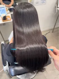 ⋆𐙚 ̊.圧倒的艶髪⋆𐙚 ̊.カット+縮毛矯正+ケアトリートメント🫧癖毛、広がりが気になる方◎