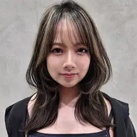 ️⭕️いいとこどり♪明るくしたい方におすすめ️⭕️透明感抜群!ハーフブリーチWカラー×高保湿超音波アイロントリートメント