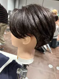 カット+毛流れ縮毛矯正 センターパートにしたいけど癖があって悩んでる方におすすめ!