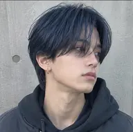 【💙ブルーカラー💙】【大人】【上品】【青強め弱め可】【肌白見え】【29歳以下】【4名限定】【無料】ブリーチ込