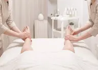 🫧【C】下半身集中ケアコース🫧Wセラピストによる気になる下半身を徹底ケア👣