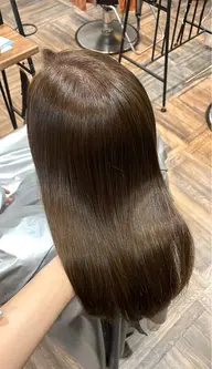 カット➕ナチュラルカラー➕ベーストリートメント付き🎀♡7月限定クーポン‼️
