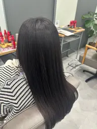 カット＋ツヤツヤ縮毛矯正✨️