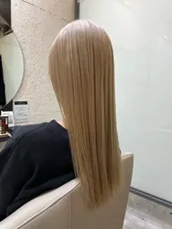 【🫏18トーン以上】ブリーチリタッチ+カラー