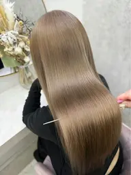 ✨⭐️ブリーチリタッチオンカラー⭐️✨+1step treatment付き⭐️