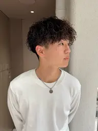 メンズカット+パーマ(ケアトリートメント込)