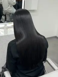 【弱酸性縮毛矯正】広がりうねりが気になる方、美髪や艶髪を目指したい方におすすめ🎀💭