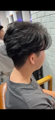 【メンズカット+パーマ（特殊対応可）🧑🏻‍🦱】時間指定🈯️16時のみ⏰雰囲気変えてみませんか💭
