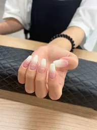 白グラデーション
