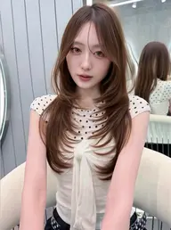 【💗垢抜けたい方必見💗】【日曜日・祝日✨】今っぽレイヤーカット+うる艶TR🫧+コテ巻きヘアセット🎀