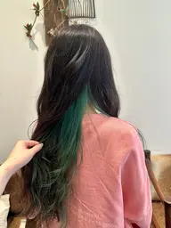 ⭐️ケアブリーチ+サイドインナーカラー⭐️(耳上〜後ろ)ブリーチ込みです!*ご新規様、再来🙆♀️*