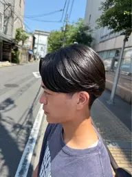 センターパートカット(刈り上げなし)