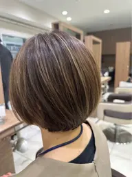 『白髪が気になる‼️』カット✂️➕脱白髪染めカラー☘️➕2ステップトリートメント