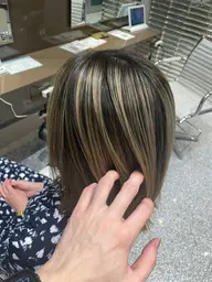 ブリーチ込バレイヤージュカラー