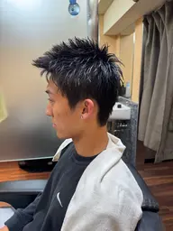 スパイキーショートカット