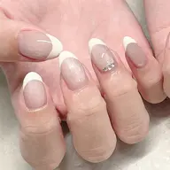 ◎期間限定価格/当日限定◎《オフなし》【Hand】フレンチネイル［ベースカラー有］￥0 ※写真撮影必須※
