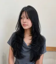 《寒色カラー × ガッツリレイヤー》|COOL × LAYER🫐 透明感のある、海外hair➕4STEPトリートメント