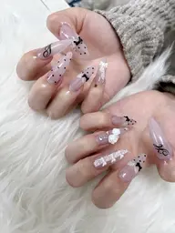 持ち込みシンプルデザイン✖️10本長さ出し(チップ)オフ無し