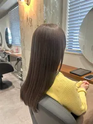 暗髪でも透明感抜群 ✨トーンダウン