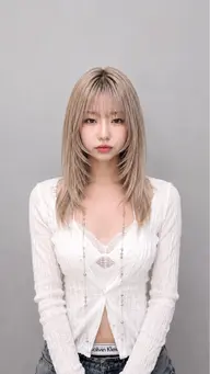 【ハイトーンメニュー🤍】ケアブリーチによるダブルカラー(ミルクティーベージュ/ヘーゼルベージュ/ブロンド)炭酸スパ付き