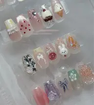 🌸初夏キラキラ🎀🧸2本アート❤️<オフなし>