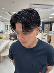 【自然にキメる😎】メンズ カット+ニュアンスパーマ+眉カット+トリートメント