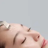 【毛穴の黒ずみや開きが気になる方】お顔のエステ 65分
