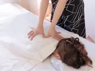 【整体60分】ボディケア．整体，指先や腕で体のツボ、経絡にそってしっかり施術していきます。