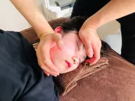 【むくみ・フェイスラインが気になる方へ】小顔矯正+かっさ+ヘッドケア40分|顔まわりをすっきり整える
