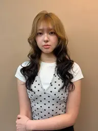 ブリーチ+デザインカラー+トリートメント