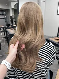 ブリーチリタッチ+オンカラー🎀(⚠️ブリーチメニューの最終受付は15時までとなっております🙇♂️)