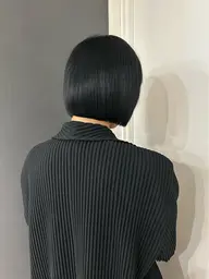 【成人式後バッサリ艶髪カット.⋆𝜗𝜚】似合わせカット+トリートメント