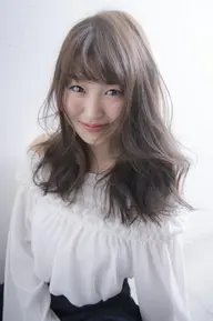 本日💎大人気♪赤みを消して透け感叶える☆💎透明感カラー✨　髪質やお悩みに併せ最適な色見をご提案♪[姫路]