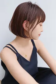 湿気で髪のうねりを解消&ボリュームダウンストレートパーマ＋カット