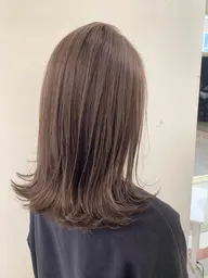 【オススメ‼️】アディクシーカラー+カット+潤いトリートメント✨
