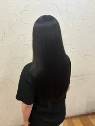 パーマ落としメニュー!ダメージ減らしつつサラサラヘアへ戻りましょう!