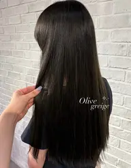 【赤みが気になる方🫧】赤み消しカラー+treatment✨️