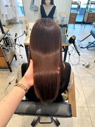 🔹ミニモ限定🔹艶髪カラー（トリートメント付き）